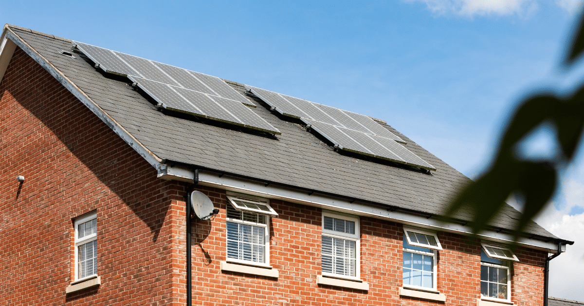 Saving Money on Electric Using a Solar Roof