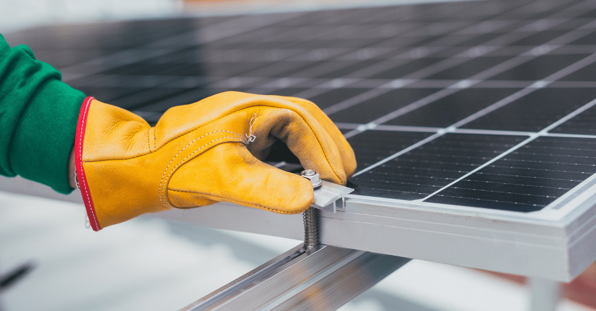 Choosing a Solar Roof Installer