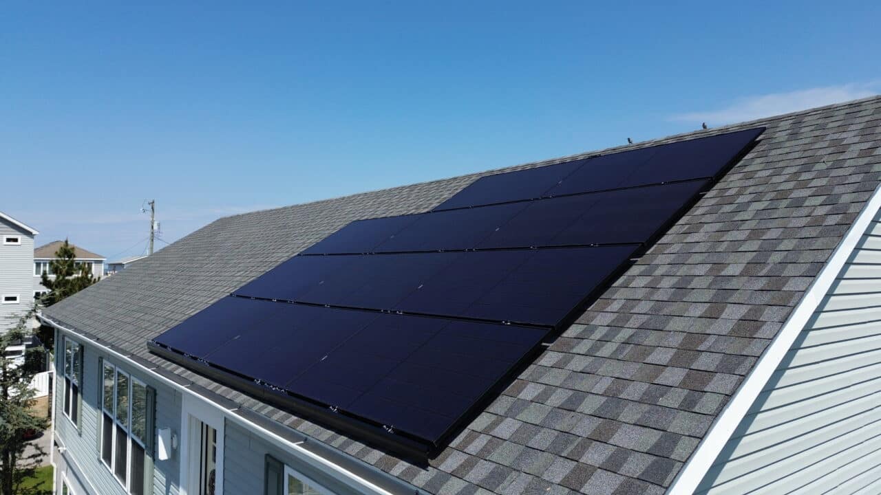 Project gallery emt solar roofing